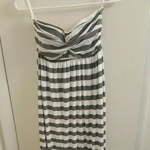 Super soft strappless maxi dress